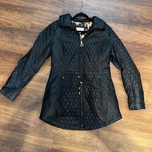 Laundry by shelli segal size medium LIGHT winter coat.